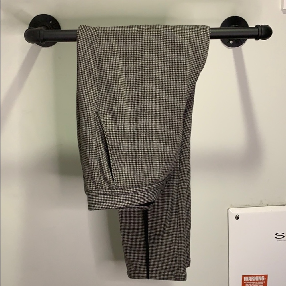 Medium Men's Crop Zara Casual Pants